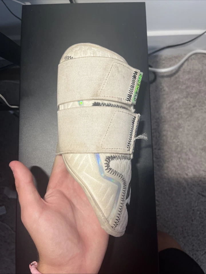 Protector de codo para bateadores de béisbol con doble correa Evoshield PRO-SRZ 2.0 - blanco - grande Foto 3 de 4