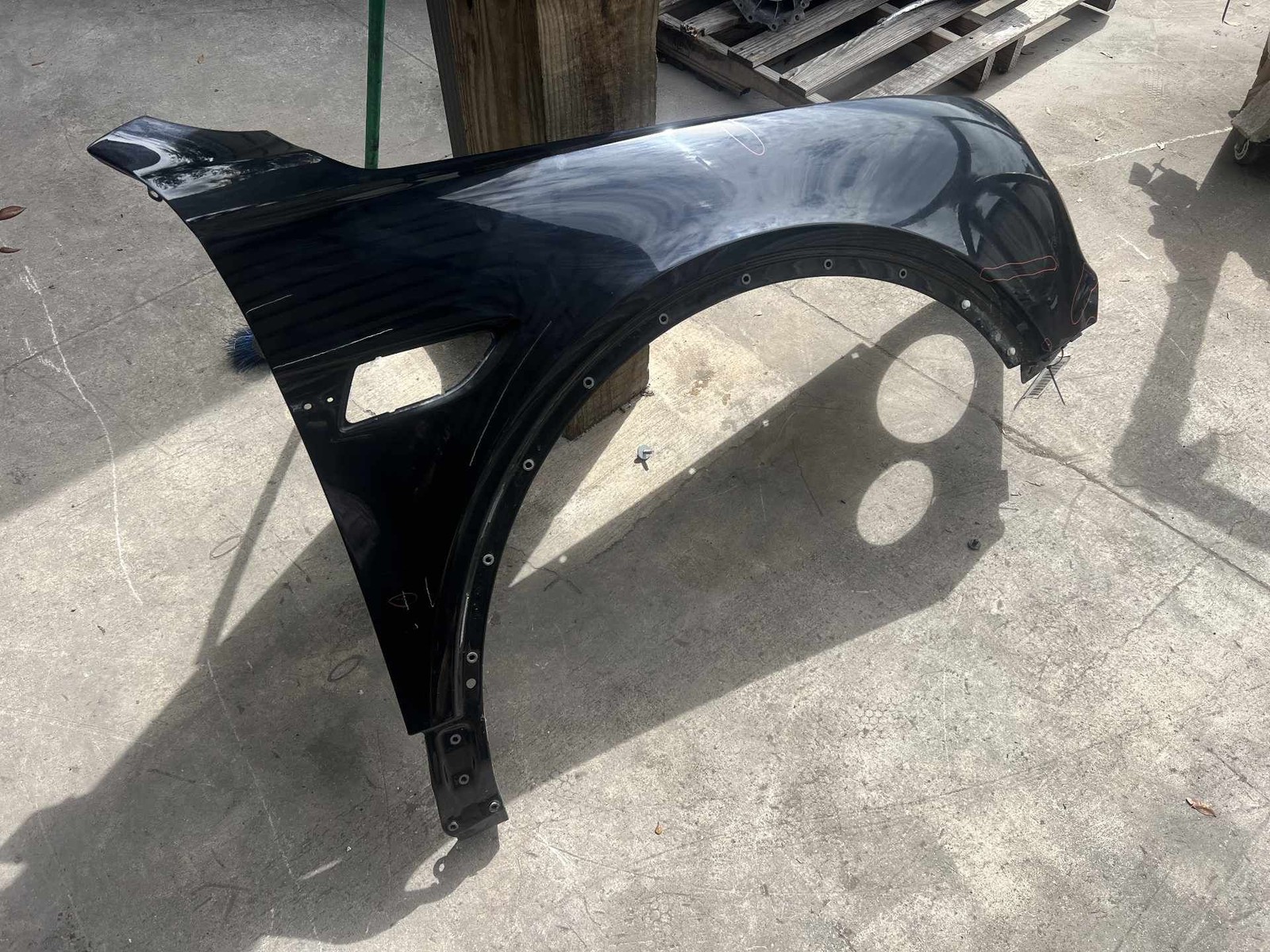 Bentley Bentayga 2015-2020 Front Right Cover panel