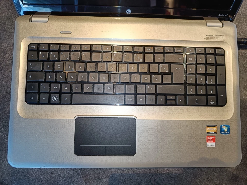 * vintage/collection* HP DV7 17.3' P320 2.2ghz 4Go 500Go Windows 7 - TBE - Photo 2/3
