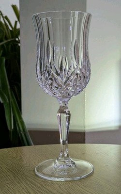 RCR Kristall Opera größere Weingläser 200ml Fassungsvermögen 19cm/7 1/2'' neuwertig 