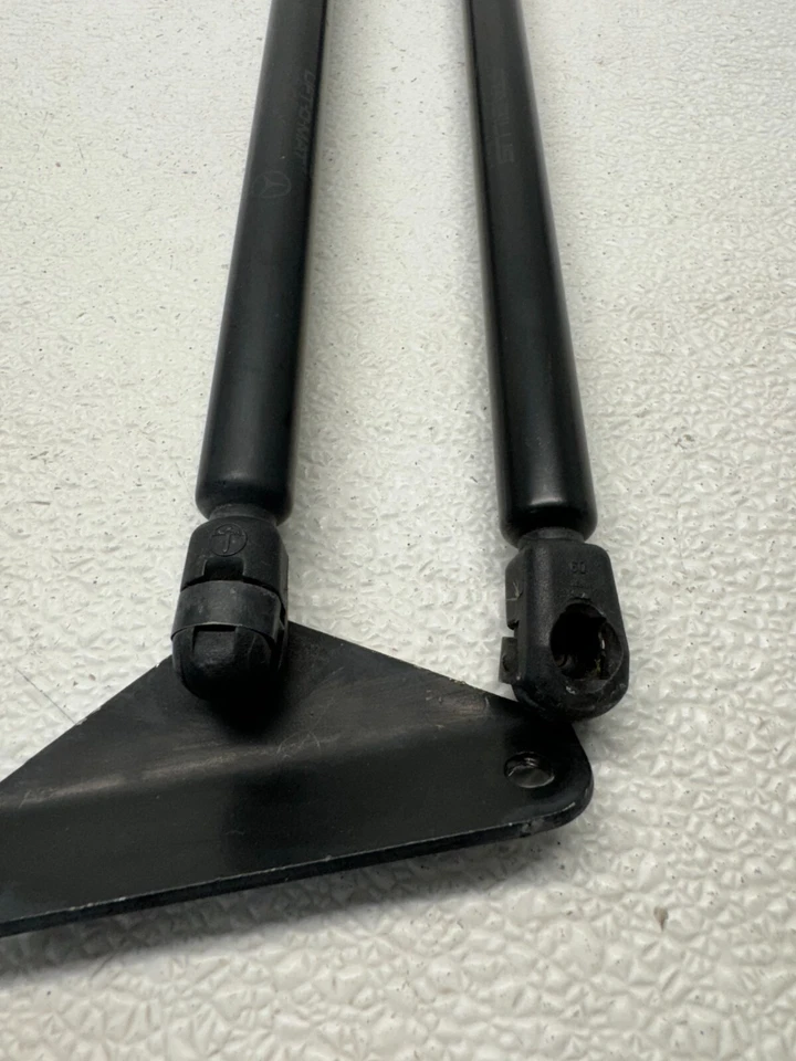 Mercedes ML500 2003 2007 portón trasero maletero tapa elevación soporte puntal A1647400245 OEM Foto 4 de 4