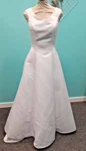 lady eleanor wedding dress