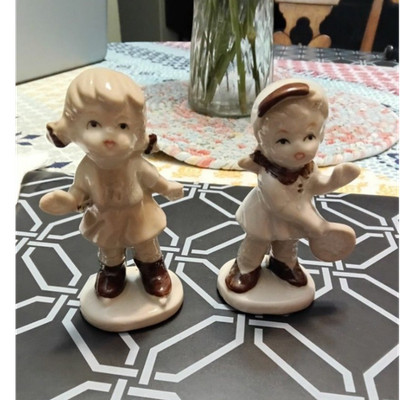 Pair of Glossy Beige Brown Ceramic Figurines People Theme Figures & Portraits