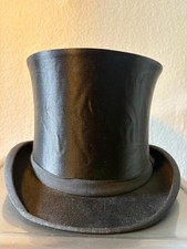 Chapeau mécanique noir, haut de forme, dans sa boîte d'origine