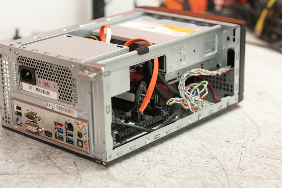 ASRock H87M-ITX Core i5-4670K 3,4 ГГц 8 ГБ 0HD в корпусе Thermaltake Element Qi - Изображение 4 из 4