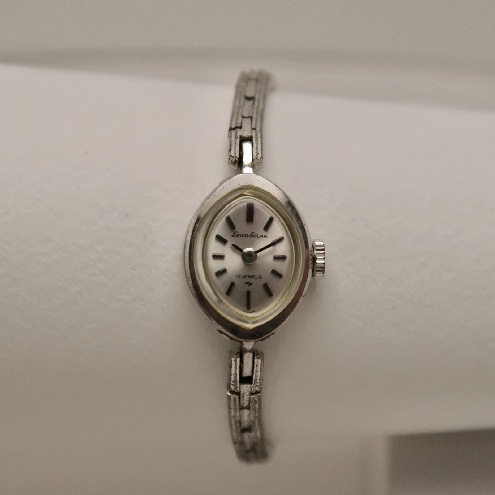 SEIKO Solar 10-8190 17J Manual Wind Analog Women Vintage Watch W179 *SOLD AS IS