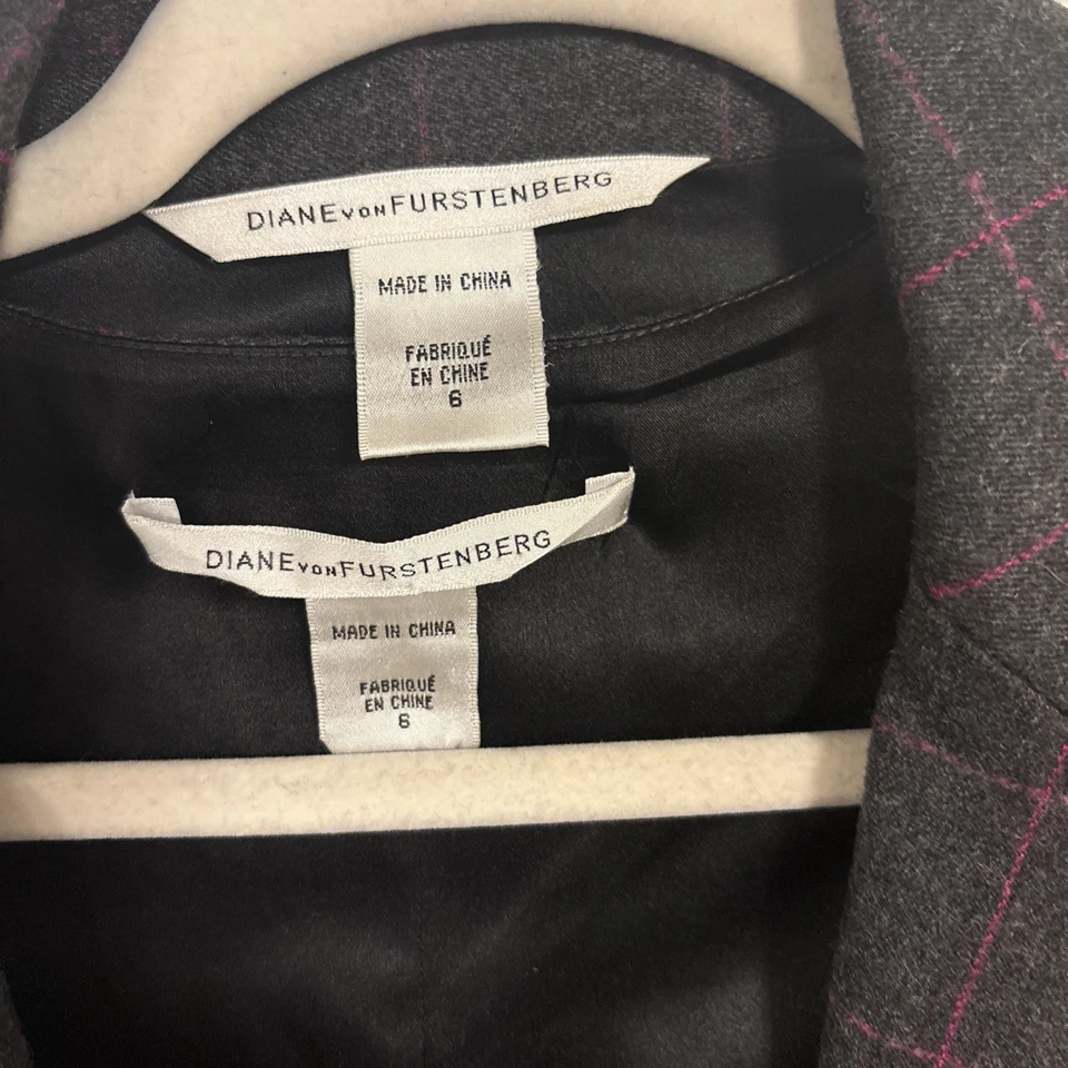 Conjunto Chaleco y Blazer Diane von Furstenberg Talla 8 Mezcla de Lana Negro y Rosa Cuadros Foto 2 de 4
