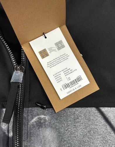 NWT BURBERRY Monochrome Rave Print Nylon Hooded Jacket Size: L Black MSRP $1250 image 10