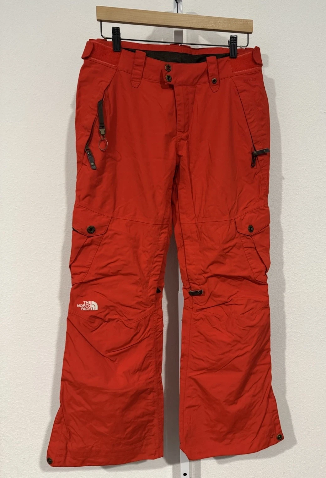 The North Face Snow Pants Womens Sz M Orange Nylon Lined Insulated HyVent Ski *