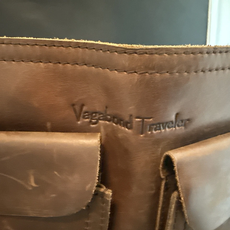 Vagabond Traveler Heavy Duty Cowhide Leather Laptop Bag Briefcase- 18” wide x 8” - Image 3 of 4