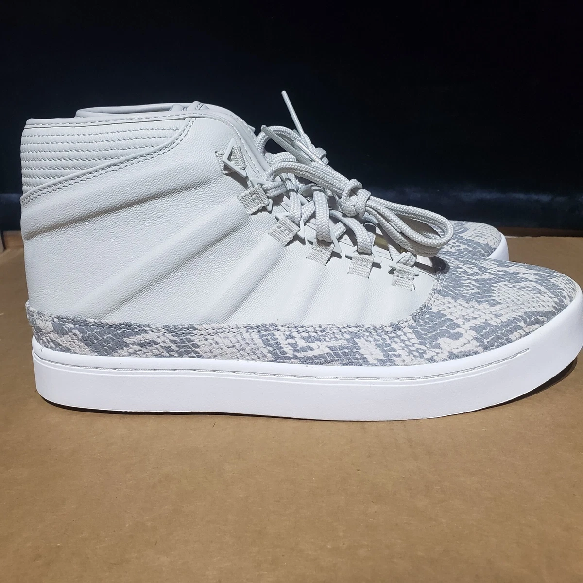 ? 2016 Jordan Westbrook 0 Low “Light Bone” 10M Jordan Brand ? 2016 Jordan Reveal  main image 2