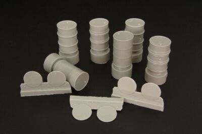 Brengun BRL48020 1/48 Fuel drums ( 3 types) Resin drums 3 types, six pieces