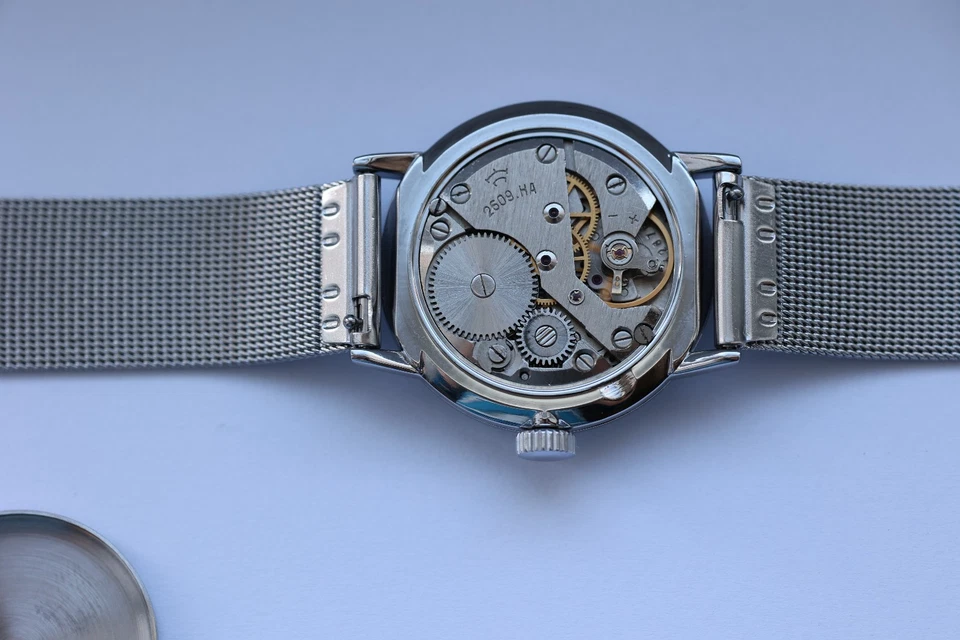 Mechanical watch RAKETA - Copernicus Speed / Roket cal.2609 - Image 4 of 4