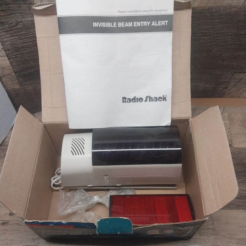 Vintage Radio Shack (49-311) Home / Business Invisible-Beam Entry Alert - Image 2 of 4