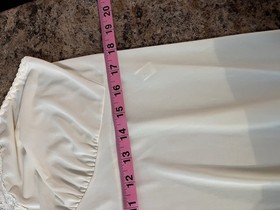 Vtg Shadowline Ivory Nylon Lace Trim Full Slip Dress Size 42 Made in USA
