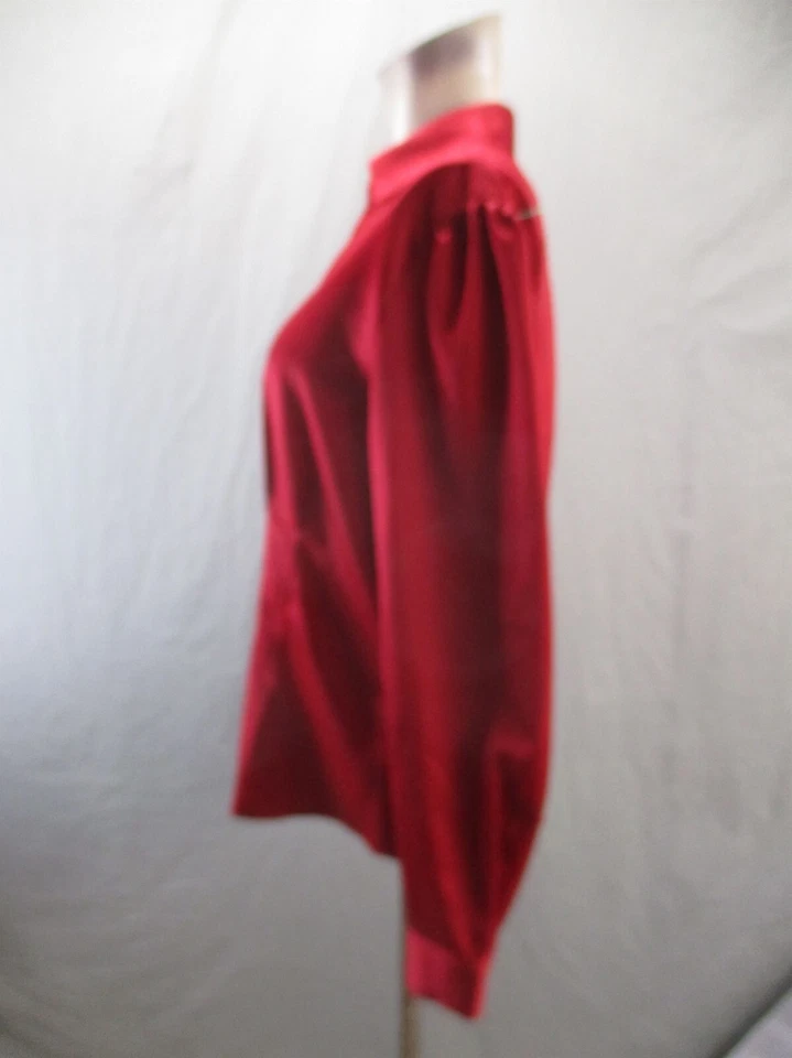 Camisa EAST 5TH Talla L Mujer Roja Satinada Manga Larga Cuello en V Abotonada 674 Foto 3 de 4