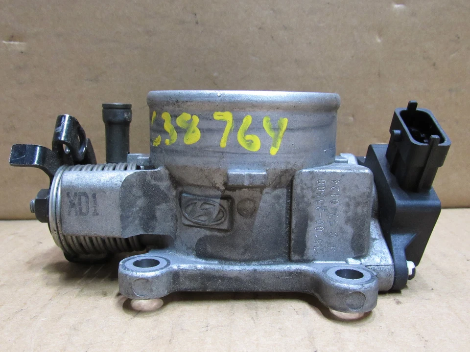 2002 2003 Hyundai Elantra 2.0 Throttle Body Assembly 84k Miles OEM 35100-23500 - Image 2 of 4