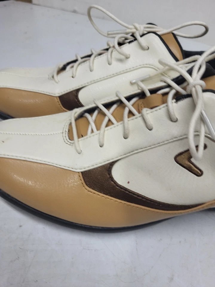 Zapatos de golf vintage Callaway serie X Bella talla 8,5 M marrón/blanco/beige nuevos sin caja Foto 4 de 4