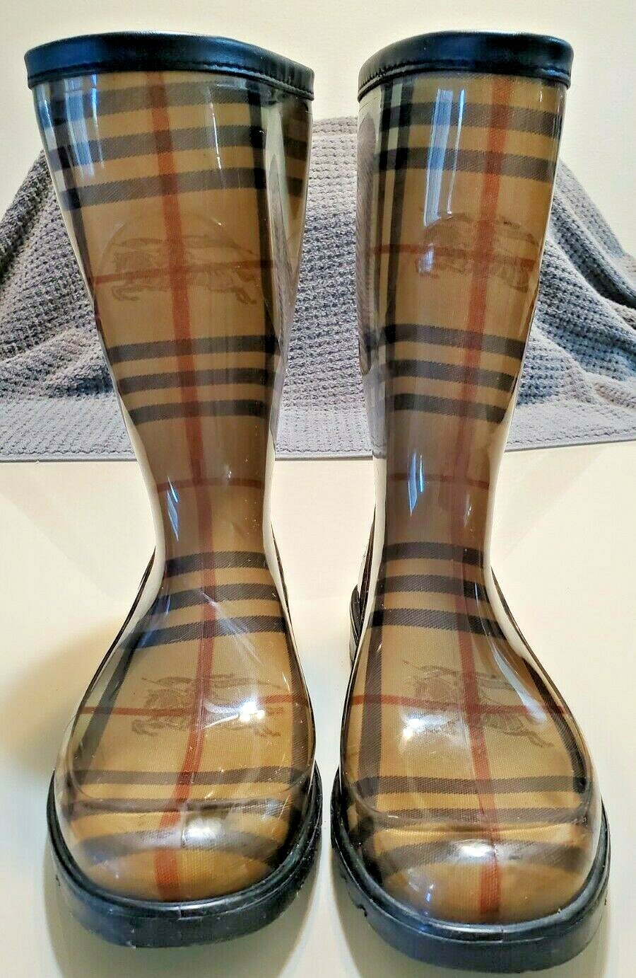 burberry rain boots size 37