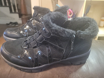 Skechers 58761 Easy Going Silvis Black Faux Fur Trim Ankle Boot Womens Size 10