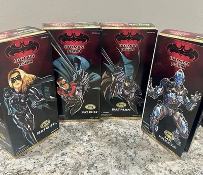 igura Avengers Hasbro Héroes Marvel 30cm Articulada - El Rey del