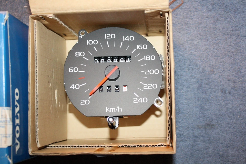 Volvo 740 Turbo '89-'90   780 16V-Turbo original Tachometer speedometer NOS - Bild 2 von 2