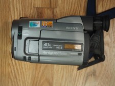 Sony Handycam CCD-TRV52 8mm Video8 Camcorder