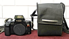 Canon EOS Rebel S 35mm Film SLR Camera With Flash  Carry Case - Body only