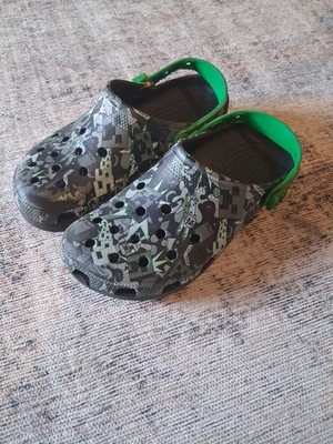 Mens Crocs Minecraft Slip On Clog Mens 9 Womens 11 | eBay