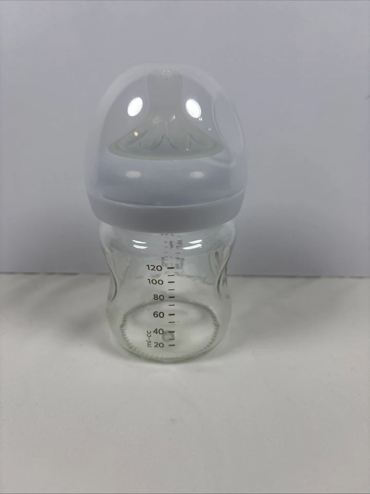 Biberón infantil natural Phillips Avent de 4 oz Foto 4 de 4