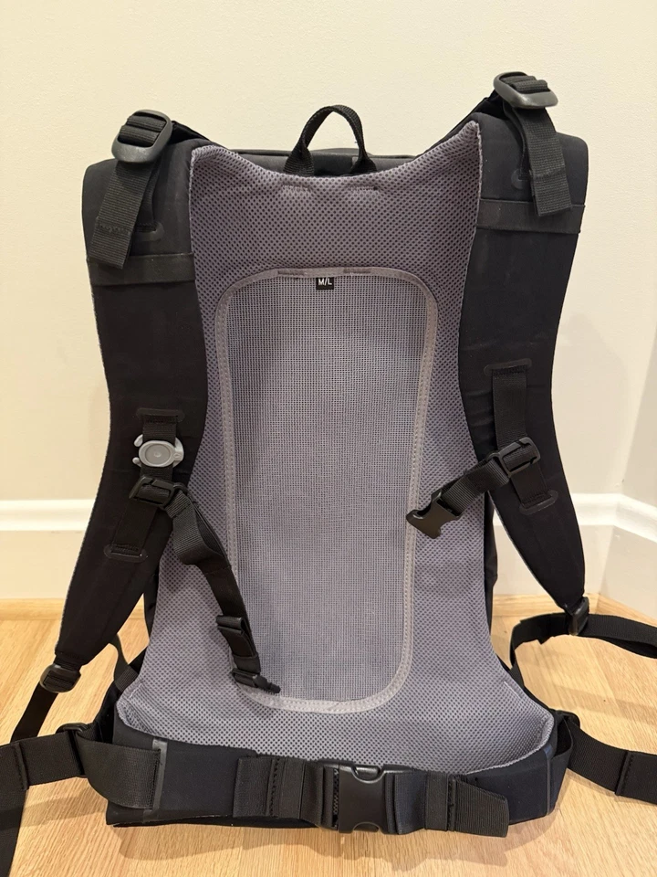 Mochila HYDRO FLASK IMPRESIONANTE Foto 2 de 4