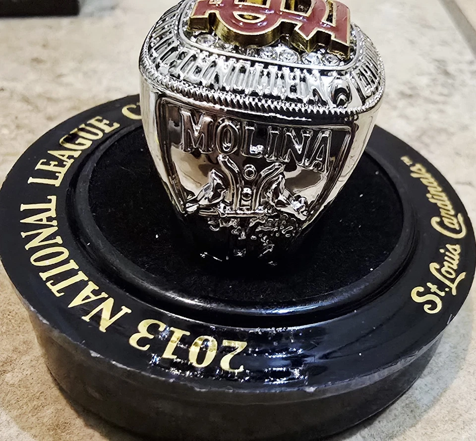 NIB St Louis Cardinals 2013 NL Champions Mystery Replica Ring SGA Yadier Molina  - Image 2 of 4