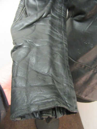 VINTAGE 80'S LEATHER PERFECTO MOTORCYCLE JACKET SIZE UKS, SEGURA ? - Picture 11 of 17