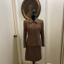 VNTG 1940's BETTY ROSE  2 Piece Suit~Amber/Black Mini Check~Epaulets/Cuffs/RARE