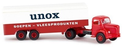 Berliet TLR 8 + Van Semi Trailer ''Unox'' - Brekina - 1/87 Scale (Ho)