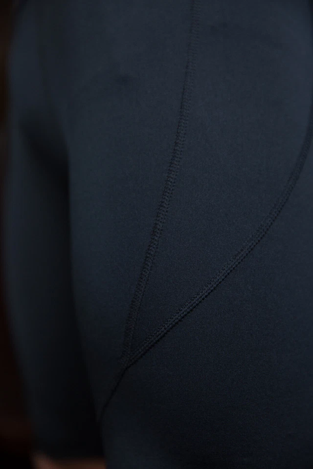 i-sports Base Layer Shorts Compression Fit Thermal Lycra Cycle Plain Undershorts - Image 3 of 4