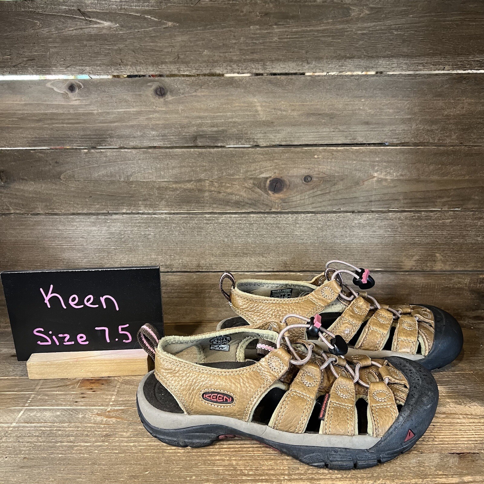 Sandali da donna Keen Newport H2 in pelle marrone scarpe da trekking outdoor misura 7 5 M in ottime condizioni