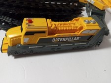 Toy State Caterpillar diesel battery train engine locomotive W/ Cargo working
