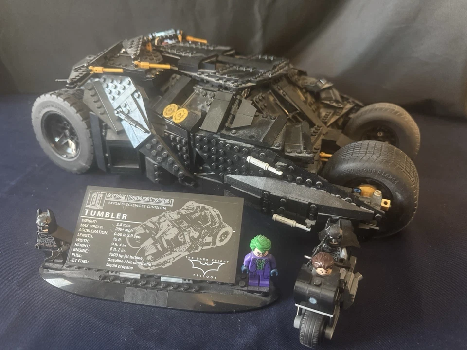 LEGO DC Batman 76023 The Tumbler caja, manuales, minis Foto 2 de 4