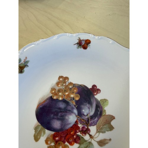 Schumann Arzberg Bavaria Porcelain Fruit Plate Scalloped Gold Rim Hand Painted - Picture 7 of 9