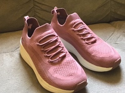 Sketchers Women's Bobs Slip Ons Shoes Sneakers Memory Foam Size 9 Rose Color VGC