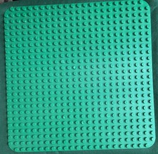 Lego Duplo Large Base  Board  green 24 X 24 Stud. 38cm x 38cm