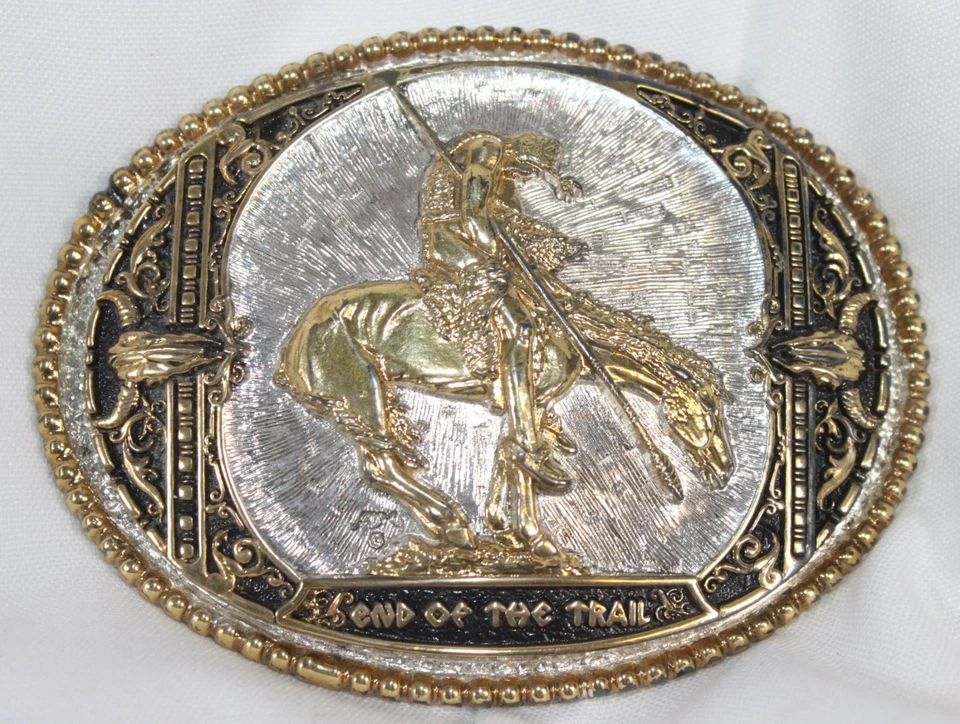 Hebilla de cinturón ADM Silversmith End of the Trail Indian Horse SP/GP grande 3,75 de colección Foto 2 de 4