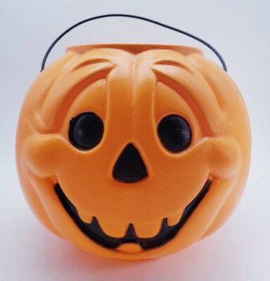 Vtg General Foam Plastics Blow Mold Orange Pumpkin Smiling Halloween Candy 