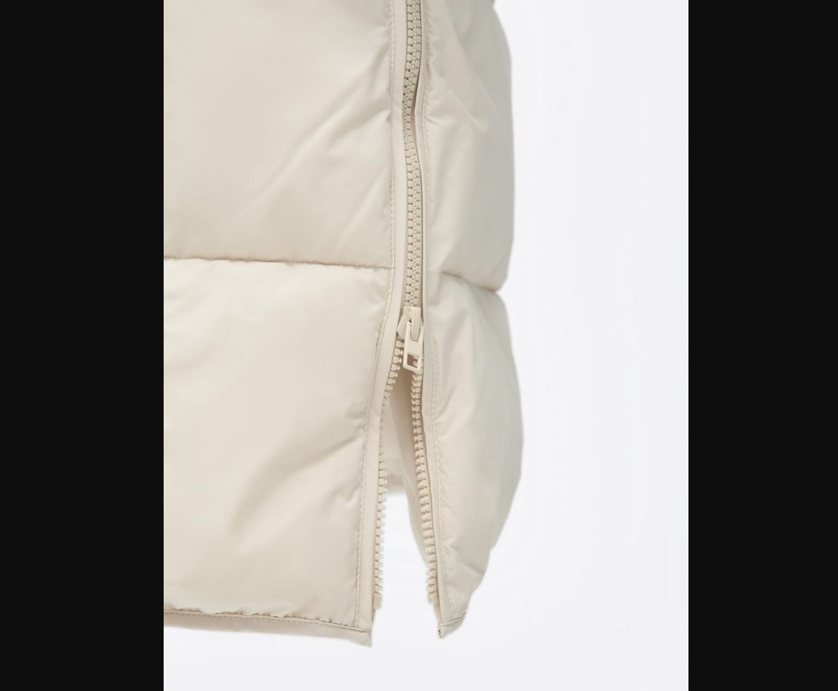 【美品】ZARA Extra long puffer ベージュ ダウンジャケット 美品】ZARA Extra long puffer ベージュ ダウンジャケット