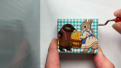 Little Grey Rabbit Margaret Tempest 1938 Wind Up Music Box Pop  display picture 1