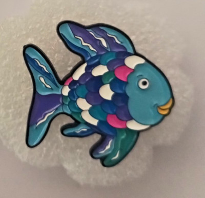 BETA FISH ENAMEL PIN-2 OR MORE PINS $5.49 SHIPPING-SPEND $20 SHIPPING IS FREE