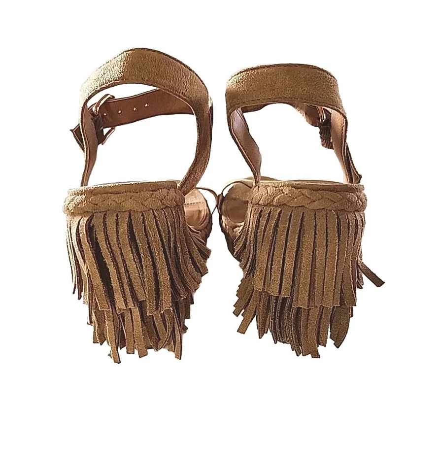 Naughty Monkey Not Rated Women's Roaring Ruby Fringe Wedge Sandals  Sz7.5 M - Image 4 of 4