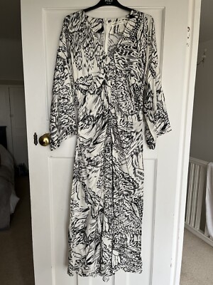InWear Black Ivory Patterned Midi DritalW Dress 3/4 Sleeved Size 12 Pre-loved