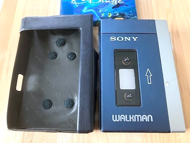 Beautiful SONY Walkman TPS-L2 Cassette Player Stereo 1st Gen Japan